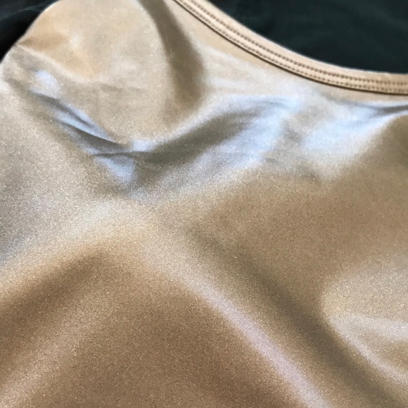 Fabletics Metallic Sports Bra - Picture 3 of 4